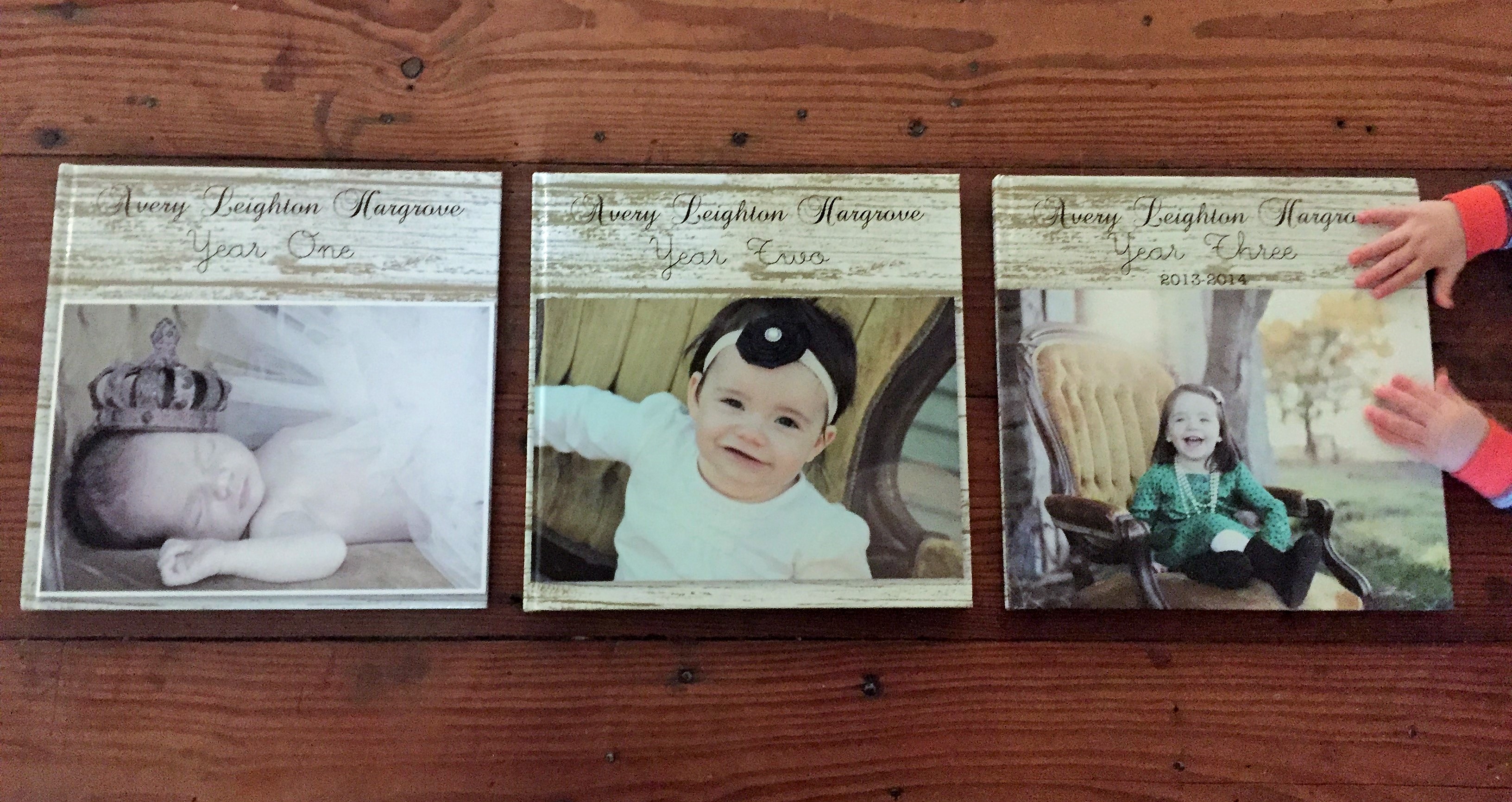 Family memory books (4)