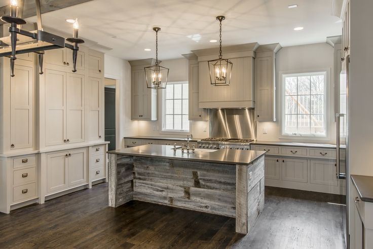 Farmhouse kitchen 17