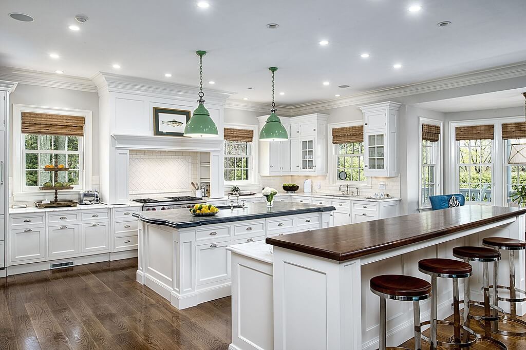 beautiful kitchen design with white cabinet