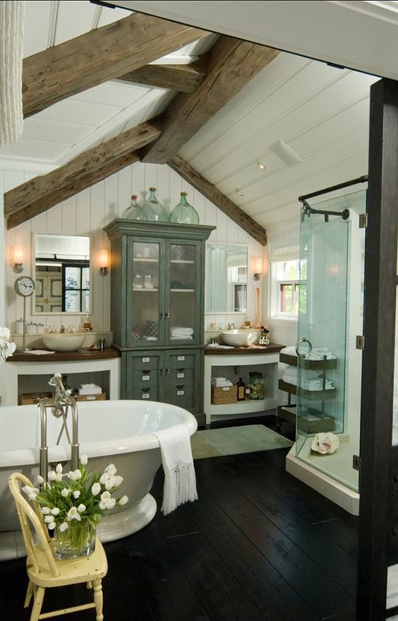 Farmhouse Bathrooms (14)