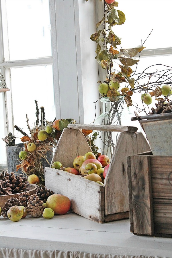 antique-toolbox-and-pine-cones-fall-decor-inspiration-via-house-of-hargrove