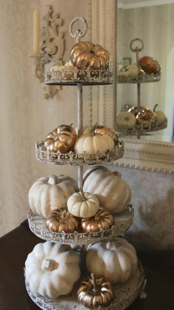 Gold Painted Pumpkins, Decorating with Pumpkins 
