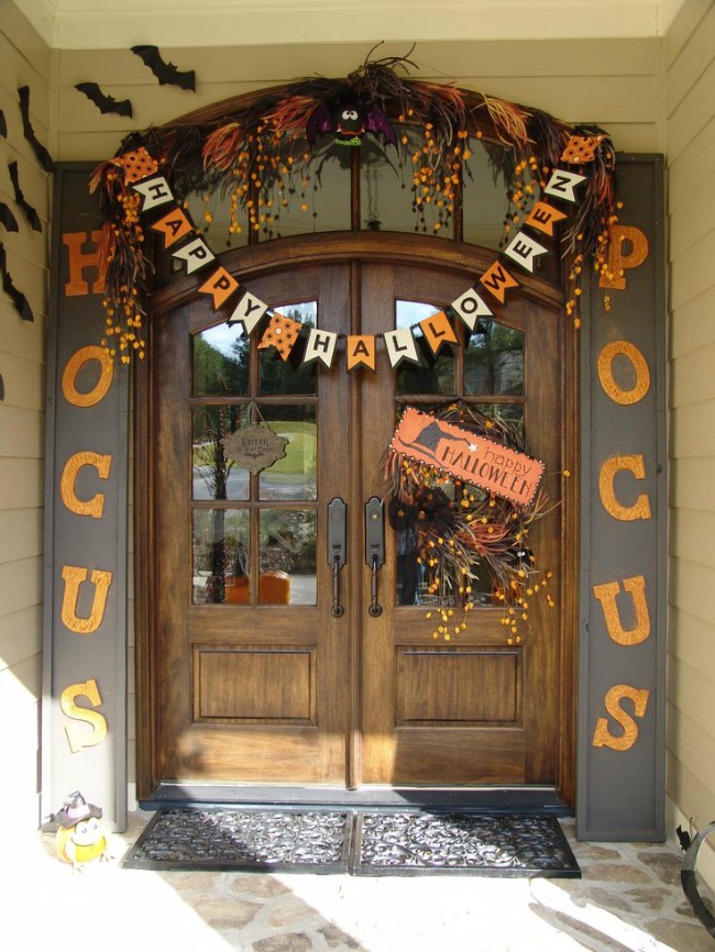 Hocus Pocus, Halloween Front Porch Ideas via House of Hargrove
