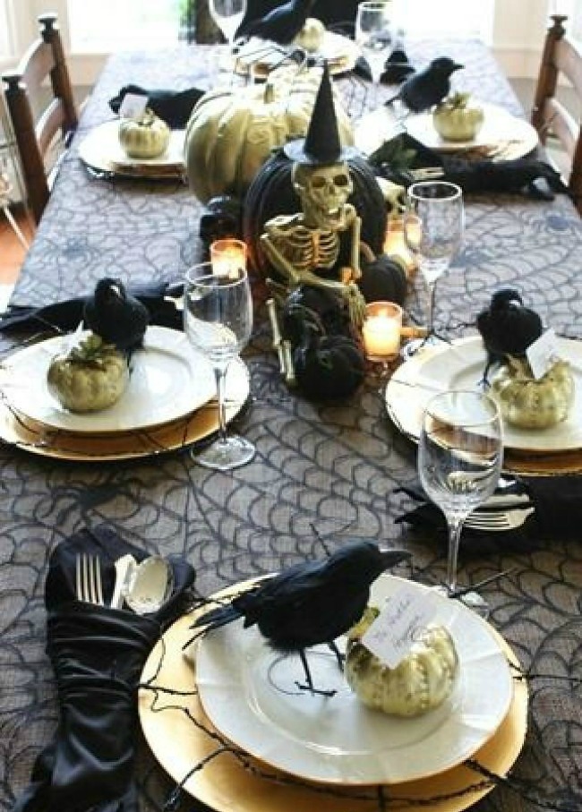 Elegantly Spooky Halloween Tablescape by Finding Home Farms, Halloween Tablescapes and Party Ideas 