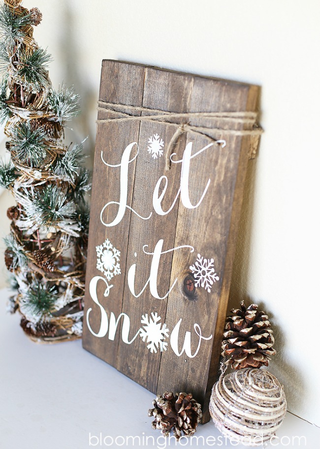 DIY Winter Woodland Sign, Christmas Inspiration via House of Hargrove