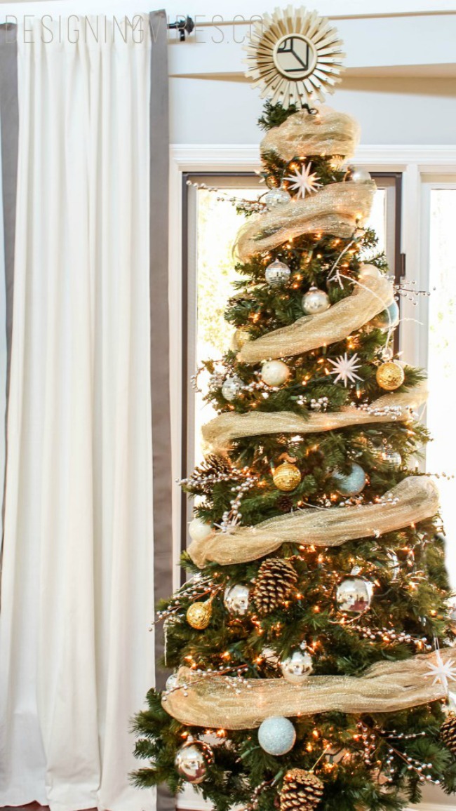Designing Vibes, Gorgeous Christmas Trees via House of Hargrove