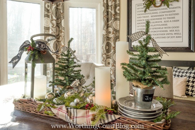 Farmhouse Christmas Kitchen, Christmas Inspiration via House of Hargrove