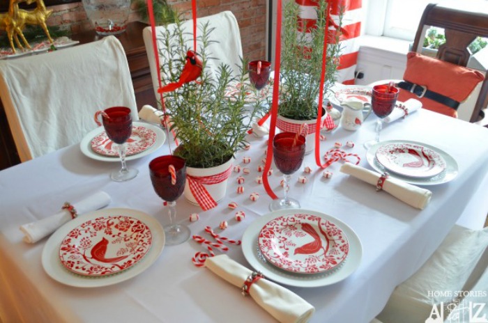 Home Stories A to Z, Christmas Tablescapes / Party Ideas via House of Hargrove