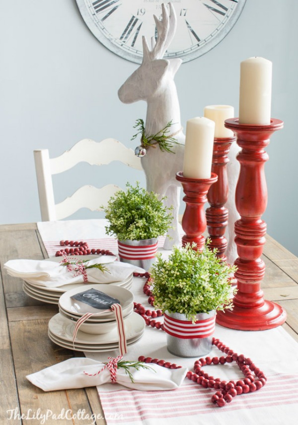 The Lily Pad Cottage, Christmas Tablescapes / Party Ideas via House of Hargrove