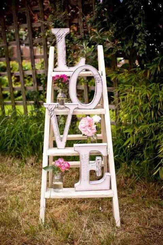 via Home my Design LOVE Ladder, 40 Valentines Day Ideas via House of Hargrove