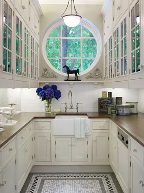 Check out these amazing pantries and butler's pantries for tons of inspiration and great ideas!