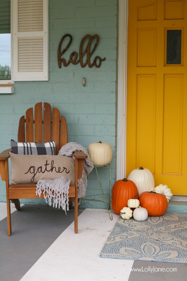 Get your front porch ready for fall with some amazing Fall Front Porch Inspiration!