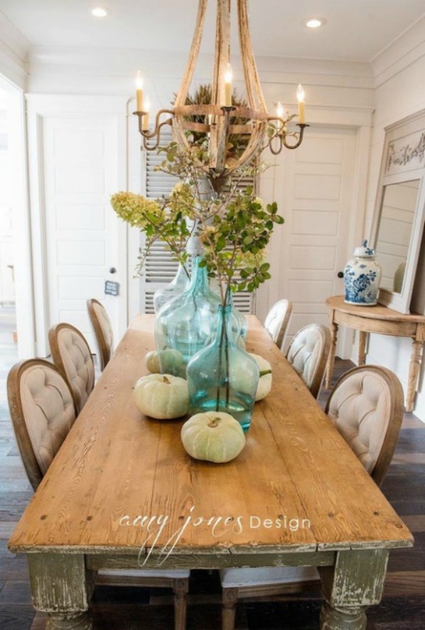 Fall in love with some of these Neutral Fall Decor Inspiration!