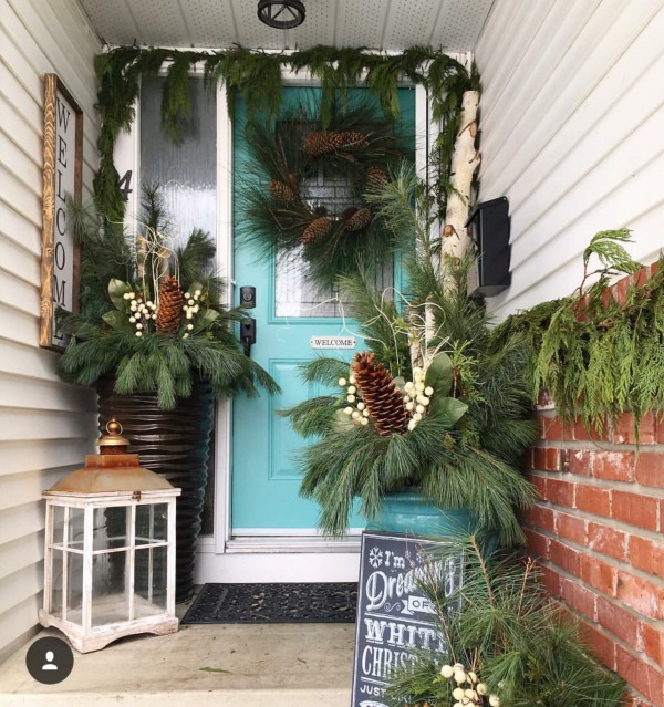 There is no shortage of major inspiration right here for those Christmas Front Porches!