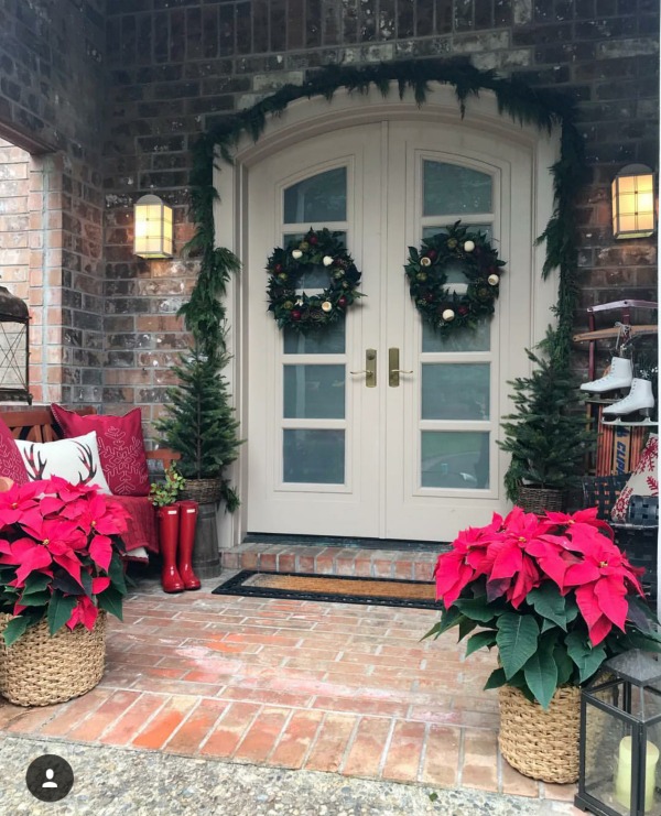 There is no shortage of major inspiration here for those amazing Christmas Front Porches!