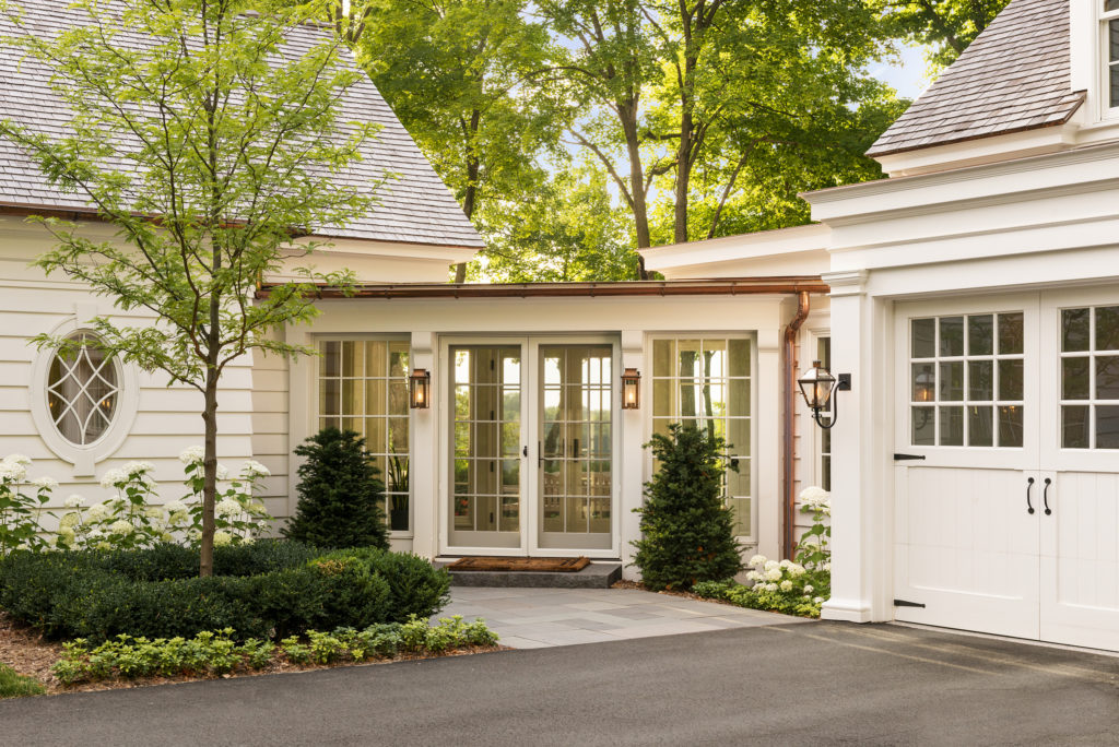 new-house-carriage-garage-breezeway-inspiration